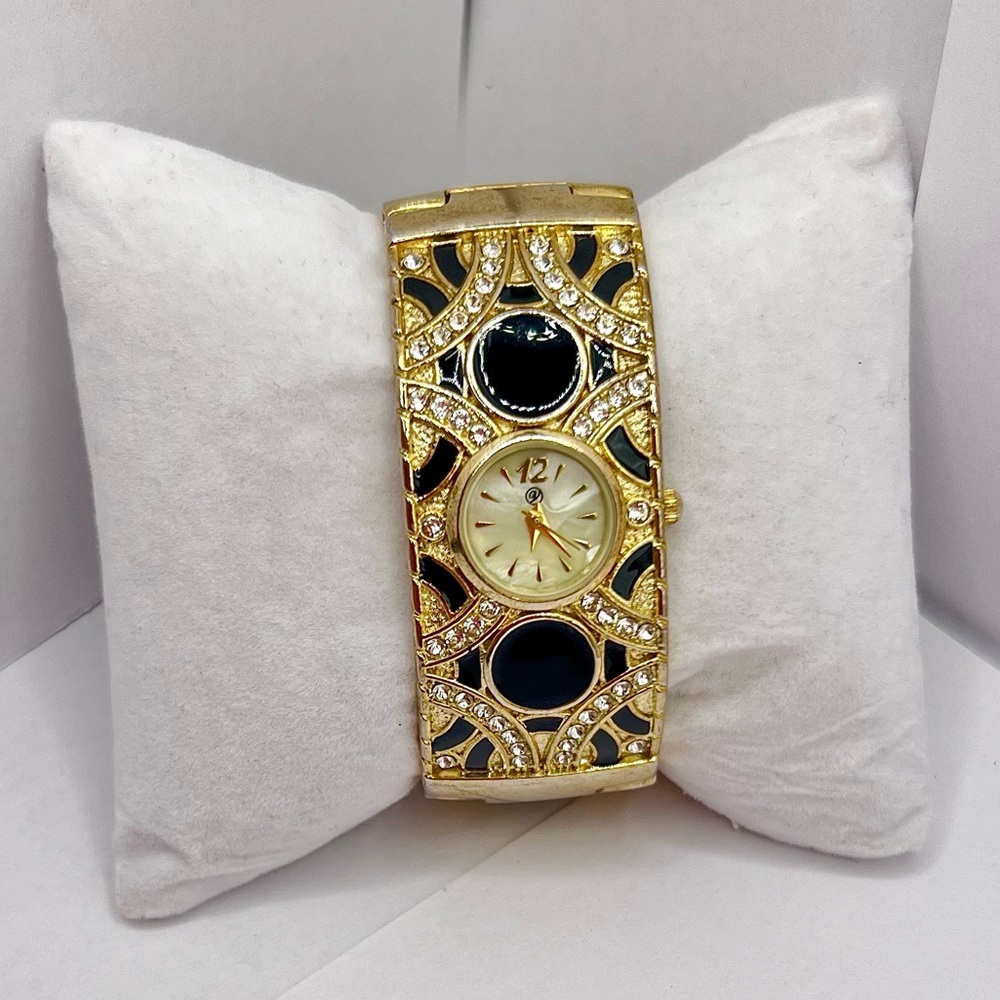 Vintage Accutime NY Gold Tone Cuff Watch – Statement Bracelet Style